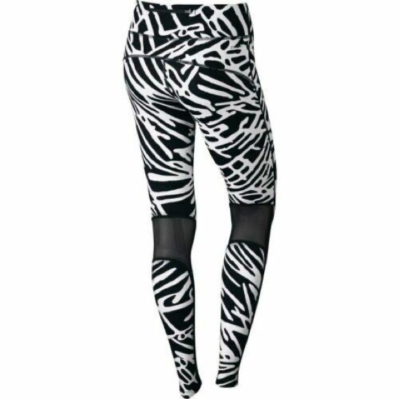 Women’s Nike Dri-Fit running tights - size S - Picture 4 of 4